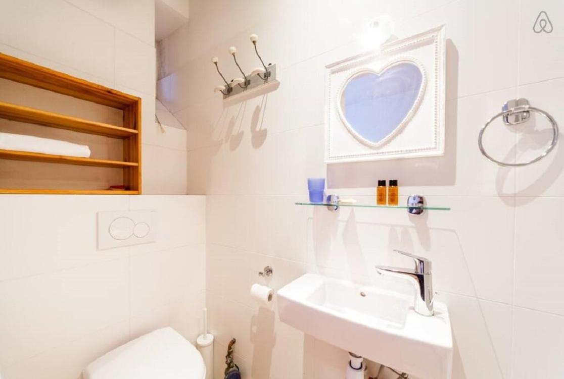 In The Heart Of Old Town Ail Apartman Lyon Kültér fotó